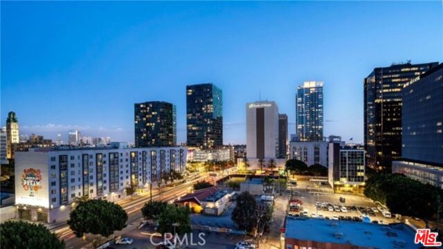 3223 W 6th Street, Los Angeles CA: https://media.crmls.org/mediaz/27ec7b88-bc4e-4d67-b198-93e271a42d2c.jpg