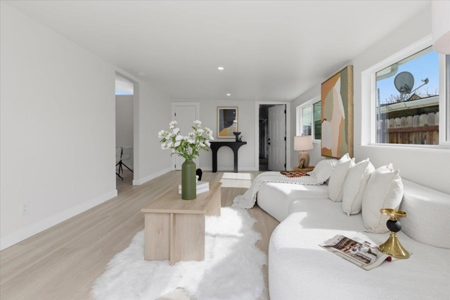 27707 La Porte Ave, Hayward CA: https://media.crmls.org/mediaz/27ed6244-40b4-4b13-bce7-e45b6f7668c0.jpg