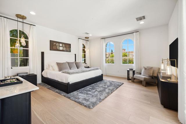 80740 Via Portofino, La Quinta CA: https://media.crmls.org/mediaz/27ed8b79-fbb9-4c00-8d6a-4babde971662.jpg