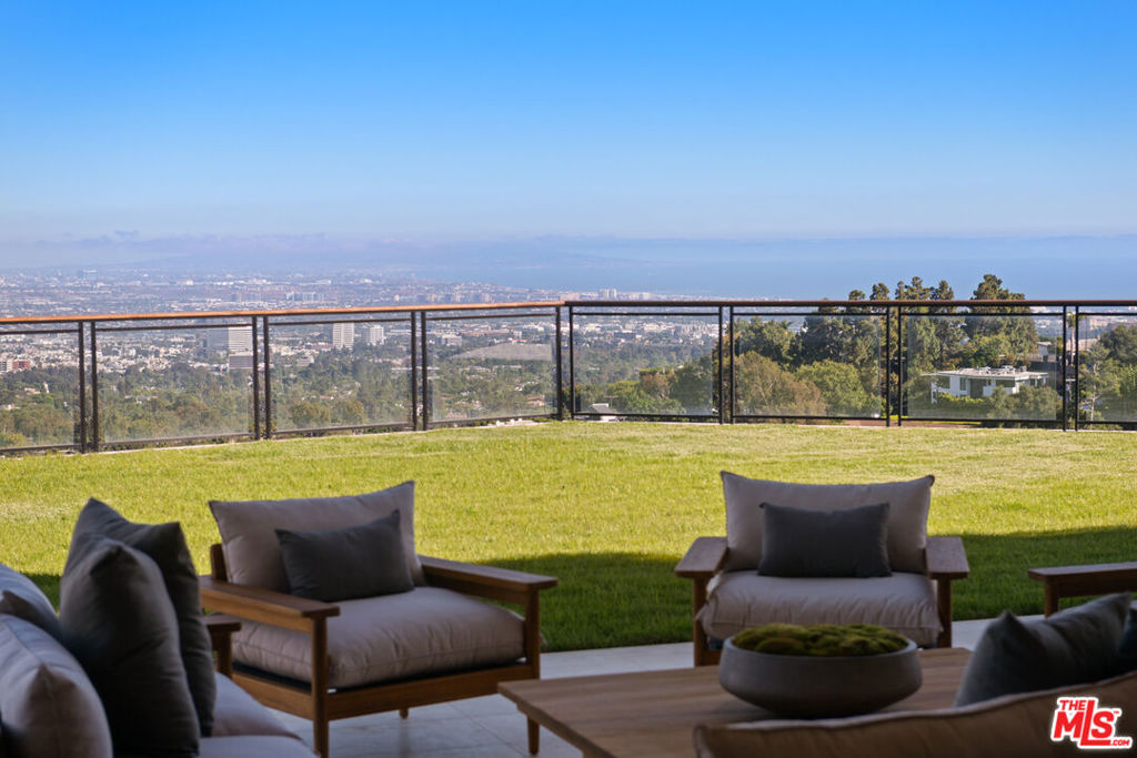 MLS #25570957 img 20