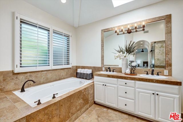 2517 Huntington Lane, Redondo Beach, California 90278, 4 Bedrooms Bedrooms, ,3 BathroomsBathrooms,Residential,For Sale,Huntington,25607911 2517 Huntington Lane, Redondo Beach, California 90278, 4 Bedrooms Bedrooms, ,3 BathroomsBathrooms,Residential,For Sale,Huntington,25607911