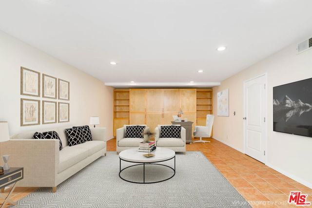 1827 Barry Avenue, Los Angeles CA: https://media.crmls.org/mediaz/27ee2a5a-8fdc-4dd7-a233-61ce2f6a747e.jpg