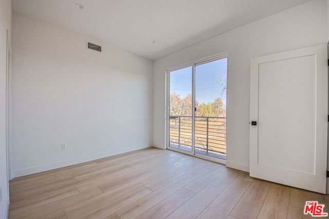 Image 66 of 74 For 6401 Odessa Avenue