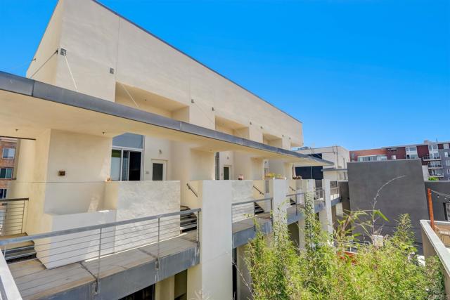 Detail Gallery Image 2 of 34 For 2064 Kettner Bld #37,  San Diego,  CA 92101 - 1 Beds | 1 Baths