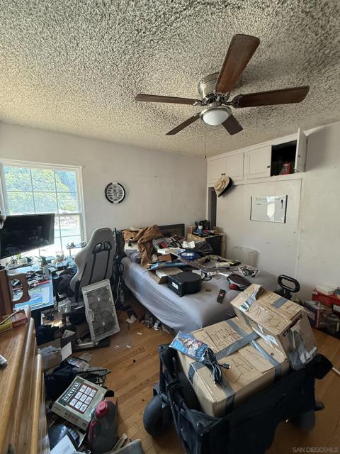 4039 Citradora Dr, Spring Valley CA: https://media.crmls.org/mediaz/27f0beeb-0d21-443e-a1d4-e1844d9faad0.jpg