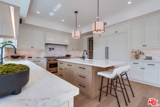 Drew Fenton | 427 N Bundy Drive Los Angeles CA | MLS: 7182819