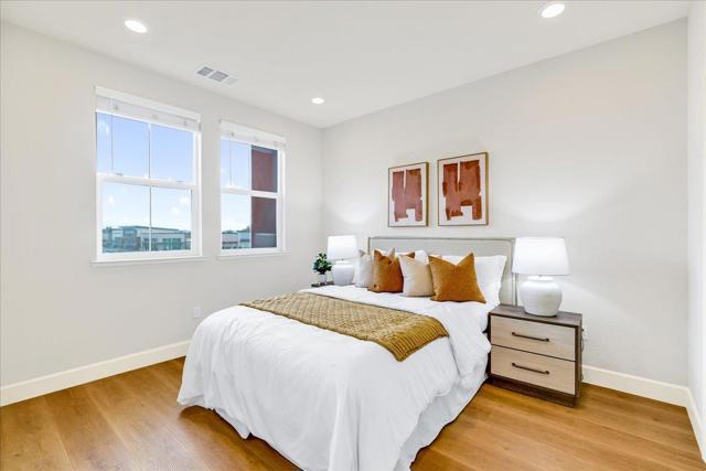 1011 Bellante Lane, San Jose CA: https://media.crmls.org/mediaz/27f1dec2-0b6f-4f32-a3af-fc45d1fc0681.jpg