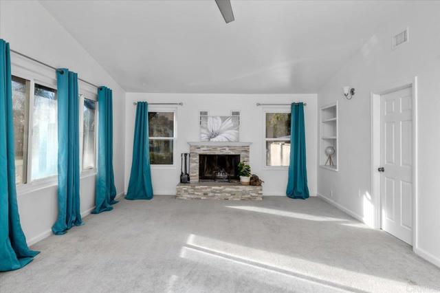 1971 Bernardo Avenue, Escondido CA: https://media.crmls.org/mediaz/27f2c744-0d6b-4f5b-a618-97db5eba04fb.jpg