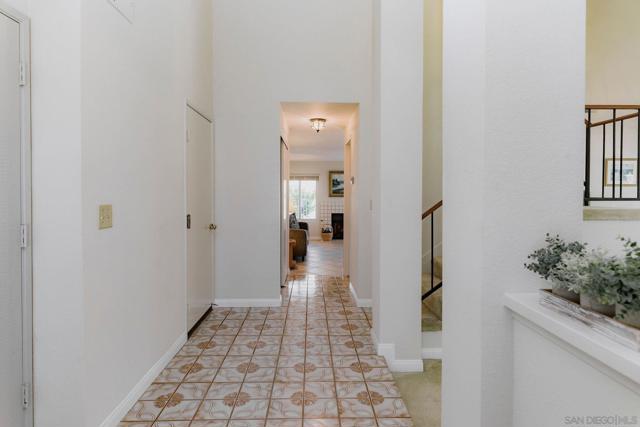 11686 Cacao Court, San Diego CA: https://media.crmls.org/mediaz/27f3b4cf-9e85-428a-9e7e-8e888f725790.jpg