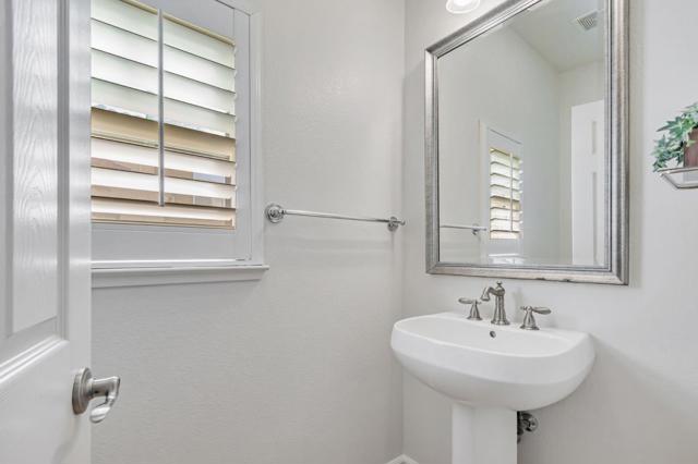 1142 Mente Linda Loop, Milpitas CA: https://media.crmls.org/mediaz/27f46e83-bab0-4c93-9c37-0e97936d3f85.jpg