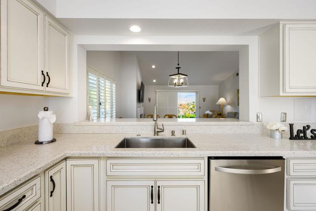 320 Vista Royale Drive, Palm Desert, CA 92211