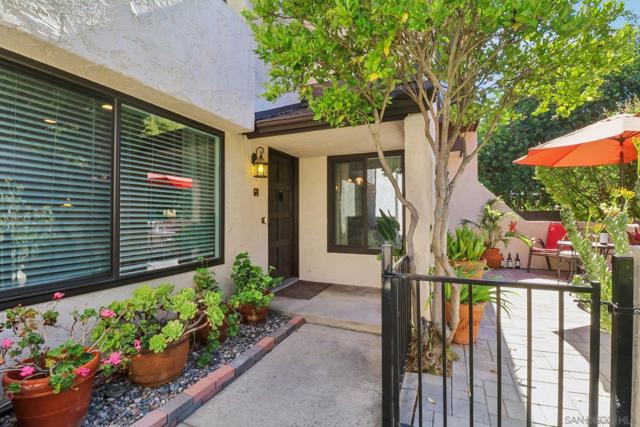 3069 Plaza Natalia, Bonita CA: https://media.crmls.org/mediaz/27f5bd19-904d-4901-8bf3-0836125b39a9.jpg