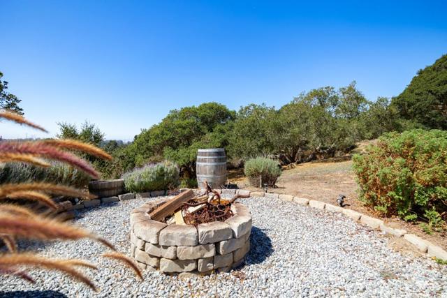 18530 Berta Ridge Place, Salinas CA: https://media.crmls.org/mediaz/27f5e1e3-4643-41f7-bd99-21dd94001caa.jpg