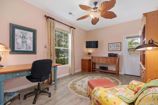601 Carnation Court, San Marcos CA: https://media.crmls.org/mediaz/27f75ac9-029e-4e7a-a078-e90228c4c08e.jpg
