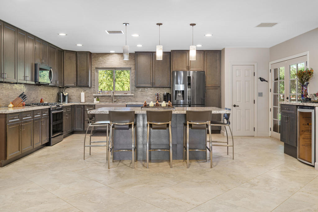 MLS #219139666DA image #12