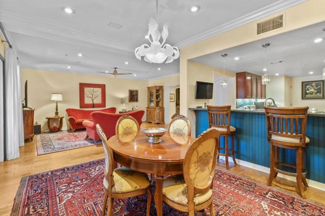 Detail Gallery Image 12 of 49 For 301 W G St #119,  San Diego,  CA 92101 - 2 Beds | 2/1 Baths