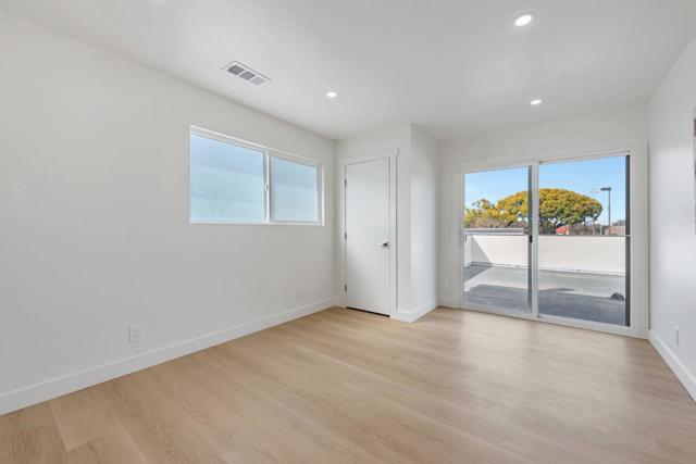 841 Harrison Street, Santa Clara CA: https://media.crmls.org/mediaz/27f97e62-ef20-490b-b40d-176698aef1e6.jpg