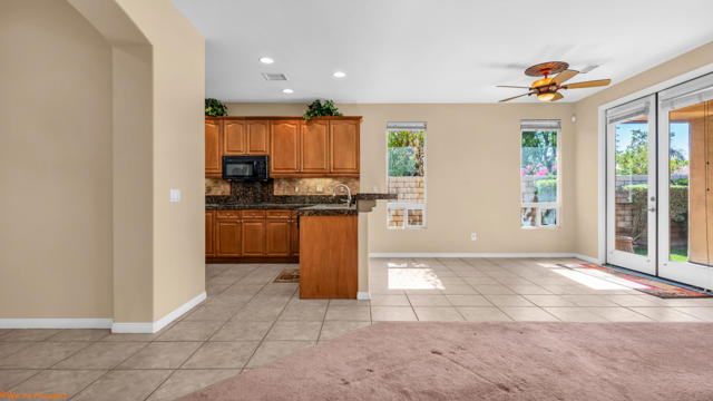 164 Via Milano, Rancho Mirage CA: https://media.crmls.org/mediaz/27f9a1c9-a3f8-42b7-a385-f58549fb67a1.jpg