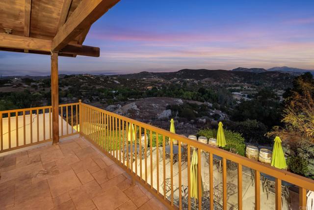 18351 WOODS HILL, Ramona CA: https://media.crmls.org/mediaz/27fcc93e-49f3-4b2c-b121-d98d68c2b256.jpg