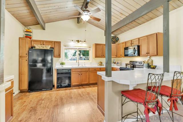 Image 18 of 64 For 28967 Oak Ln