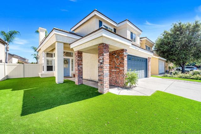 12135 Via San Loreno, San Diego CA: https://media.crmls.org/mediaz/27fe79e3-b1d6-4f40-8941-b2eca54fd3a8.jpg