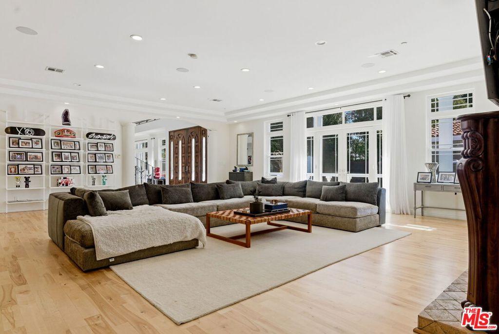 MLS #25617871 image #10