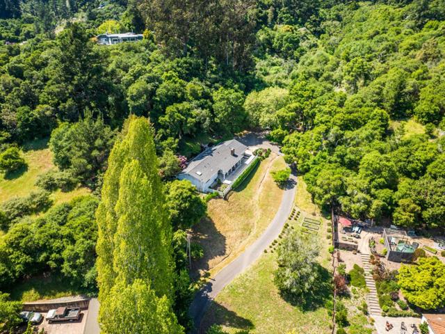 9 Nunes Road, Watsonville CA: https://media.crmls.org/mediaz/27ff0dc1-f355-4e25-a7fa-ee72b335d2bd.jpg