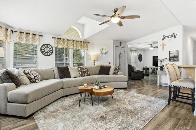 18218 Paradise Mountain Road, Valley Center CA: https://media.crmls.org/mediaz/28007a32-9002-43d8-8c92-f0b2d510c369.jpg