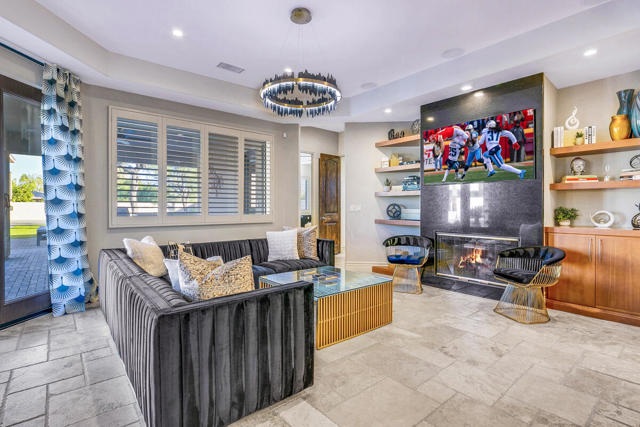 41370 Sparkey Way, Bermuda Dunes CA: https://media.crmls.org/mediaz/2800a052-70b2-4fdf-8502-a418b0bd88fe.jpg