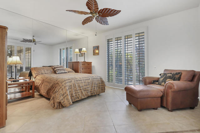 141 Lake Shore Drive, Rancho Mirage CA: https://media.crmls.org/mediaz/2801de6e-f4ed-4696-b0f7-27bcd9aea345.jpg