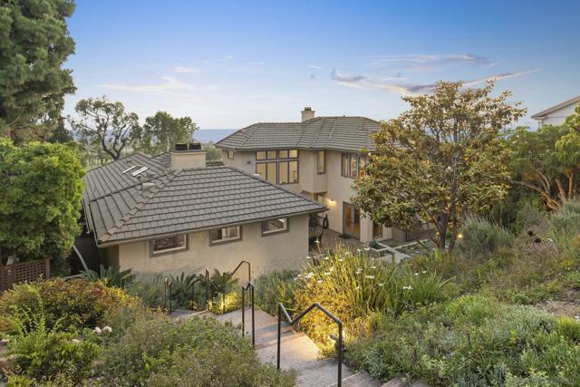 7207 Fairway Rd, La Jolla CA: https://media.crmls.org/mediaz/280276f2-8e0a-4866-9336-cecb147b6f7b.jpg