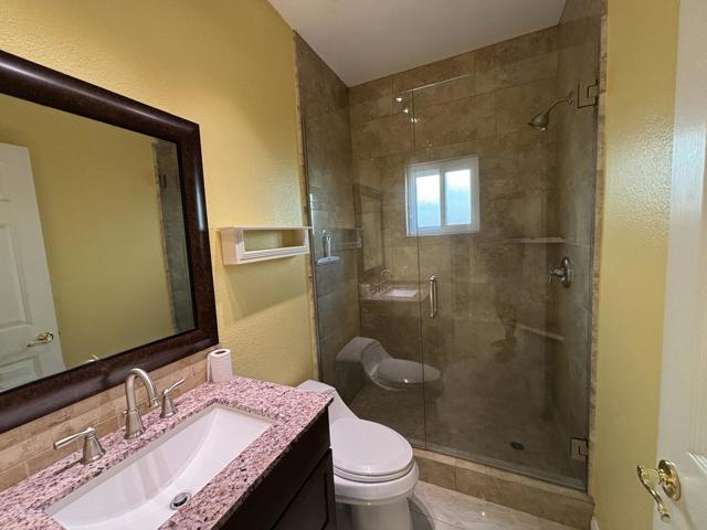 73390 Guadalupe Avenue, Palm Desert CA: https://media.crmls.org/mediaz/28029d4f-f7d1-490b-91c7-b4ddb40d70c1.jpg