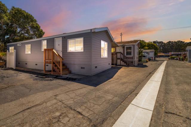 Image 27 of 33 For 2565 Portola Drive