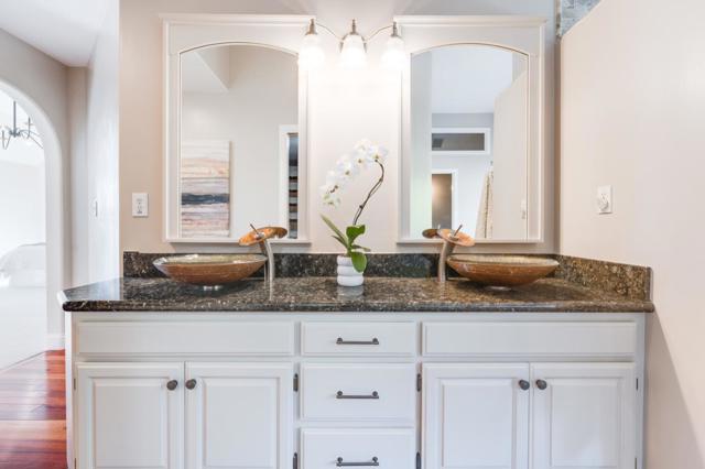 3785 Glen Haven Road, Soquel CA: https://media.crmls.org/mediaz/2804f555-b251-4177-b57d-c2801e60149b.jpg