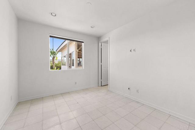 Image 12 of 45 For 1004 Red Granite Rd