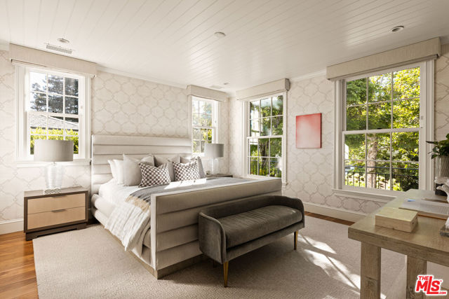 1232 Corsica Drive, Pacific Palisades CA: https://media.crmls.org/mediaz/28082af6-46d8-4b4a-87b6-1b13432ea443.jpg