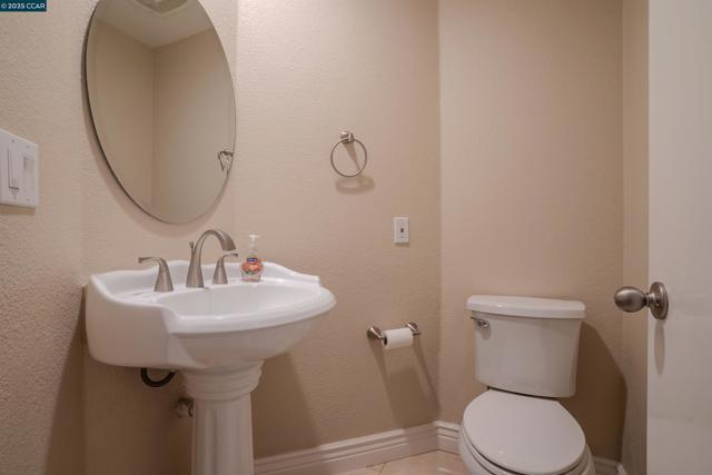 772 Lakemont Pl, San Ramon CA: https://media.crmls.org/mediaz/2809e046-a408-4506-85ee-f9ed51cfb313.jpg