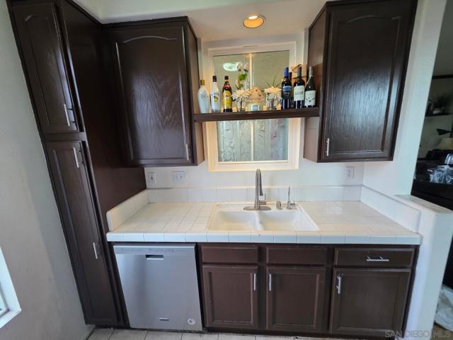 8644 New Salem St, San Diego CA: https://media.crmls.org/mediaz/280a6921-4608-47da-b964-2031e347394e.jpg