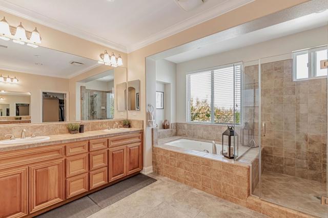 5812 Cajon Way, Gilroy CA: https://media.crmls.org/mediaz/280ac4af-6c20-424a-be6f-3493ff3a6c91.jpg