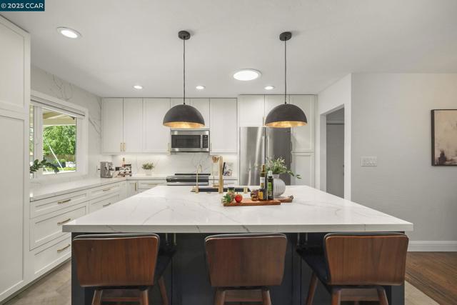 3930 Cottonwood Drive, Concord CA: https://media.crmls.org/mediaz/280b11ef-640e-464f-8d44-2a7d1d5281ab.jpg