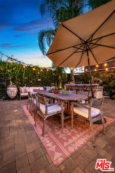 4635 Bellflower Avenue, North Hollywood CA: https://media.crmls.org/mediaz/280b1942-d912-48ae-9a0a-830b23fa5c4a.jpg