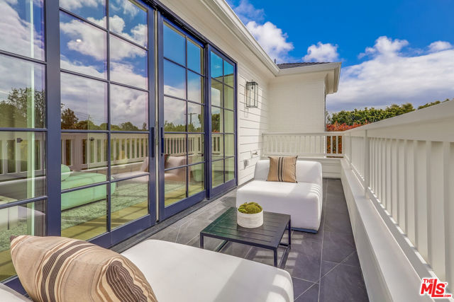 Drew Fenton | 427 N Bundy Drive Los Angeles CA | MLS: 7182819