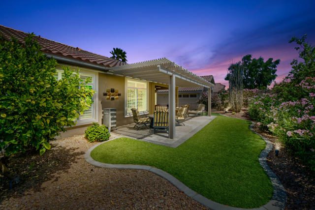 78391 Desert Willow Drive, Palm Desert CA: https://media.crmls.org/mediaz/280b8c03-5030-4203-bb34-599d79a56810.jpg