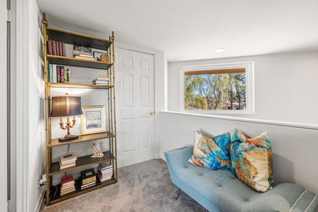 210 Desert Lakes Drive, Rancho Mirage CA: https://media.crmls.org/mediaz/280ca80f-24ad-49e1-9c1c-353fa737b192.jpg