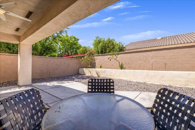 78544 Iron Bark Drive, Palm Desert CA: https://media.crmls.org/mediaz/280cf90b-f683-4ce6-aa34-b2a52d3a1331.jpg