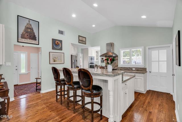 1313 E Palm Street, Altadena CA: https://media.crmls.org/mediaz/280d404b-25b5-46cd-9347-4e8817ad2239.jpg