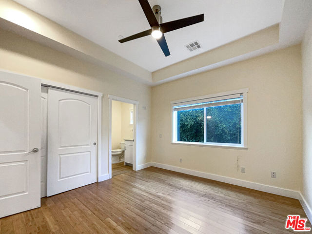5222 Atoll Avenue photo 8
