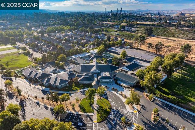 113 St Laurent Ct, Martinez CA: https://media.crmls.org/mediaz/280e87e3-bbc6-40d9-ba9d-5c6213211d8f.jpg