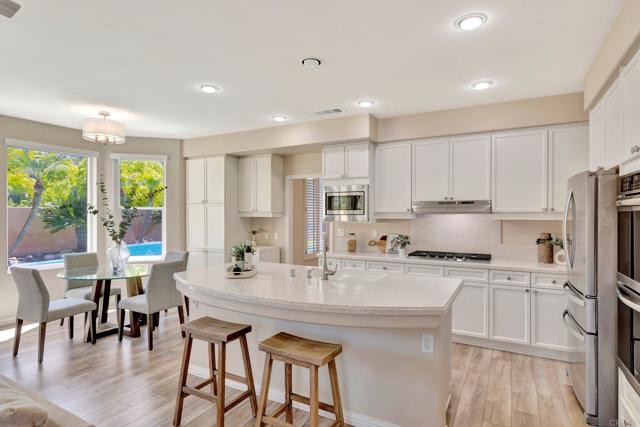 Detail Gallery Image 11 of 34 For 3325 Avenida Magoria, Escondido,  CA 92029 - 3 Beds | 2/1 Baths