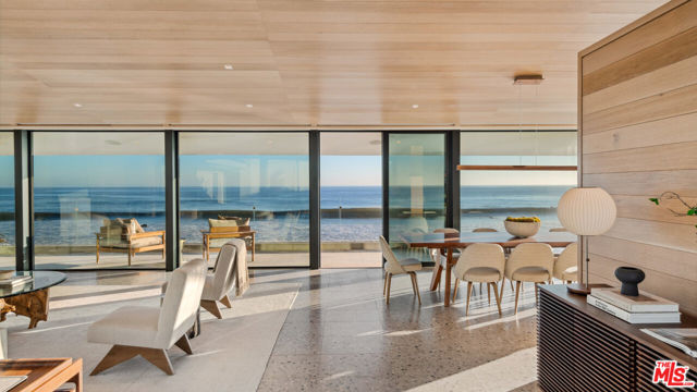 31388 Broad Beach Road, Malibu CA: https://media.crmls.org/mediaz/28106f28-8fc5-44c9-8546-9947b3e6f86f.jpg